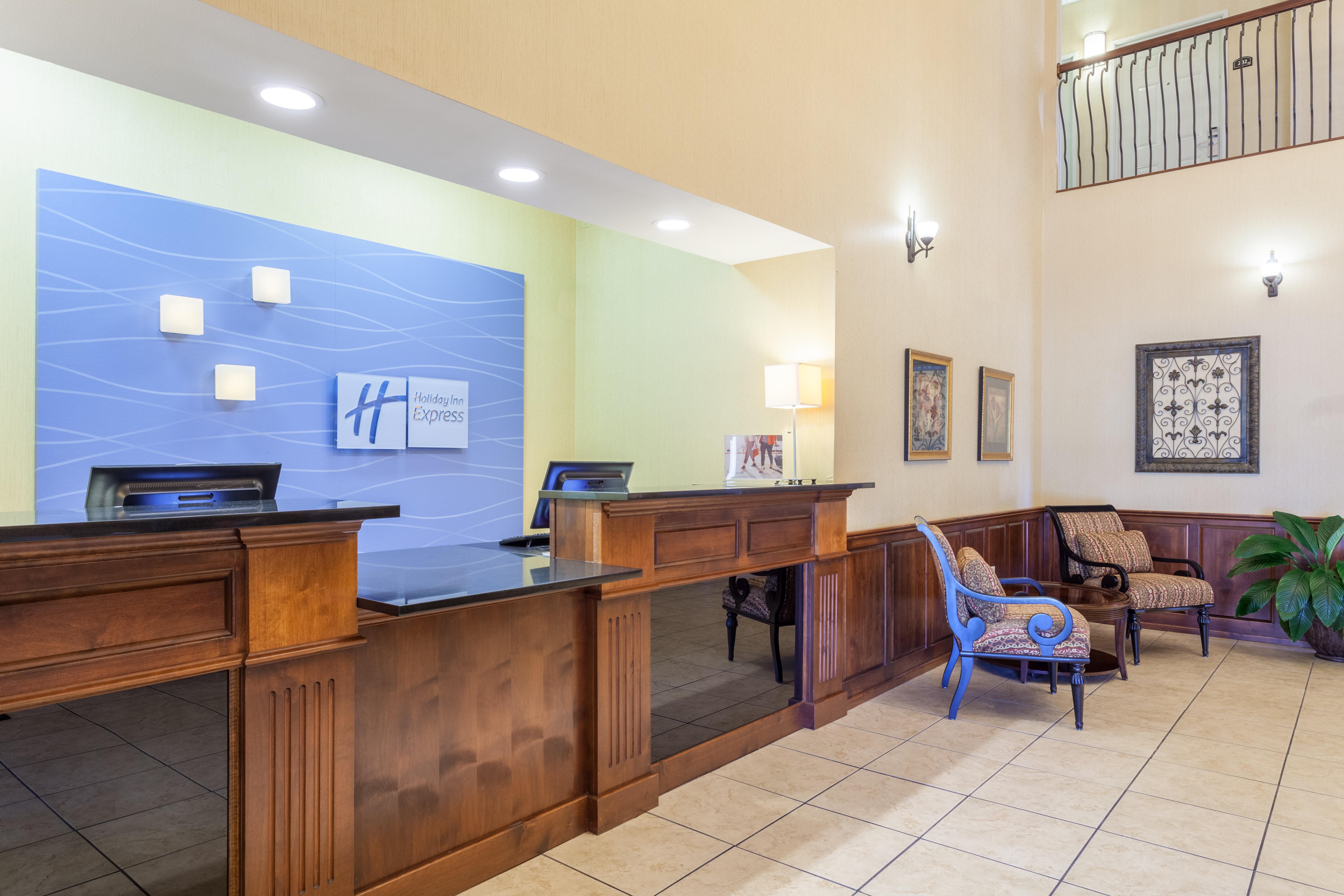 Holiday Inn Express Hotel & Suites Clarksville Exterior foto