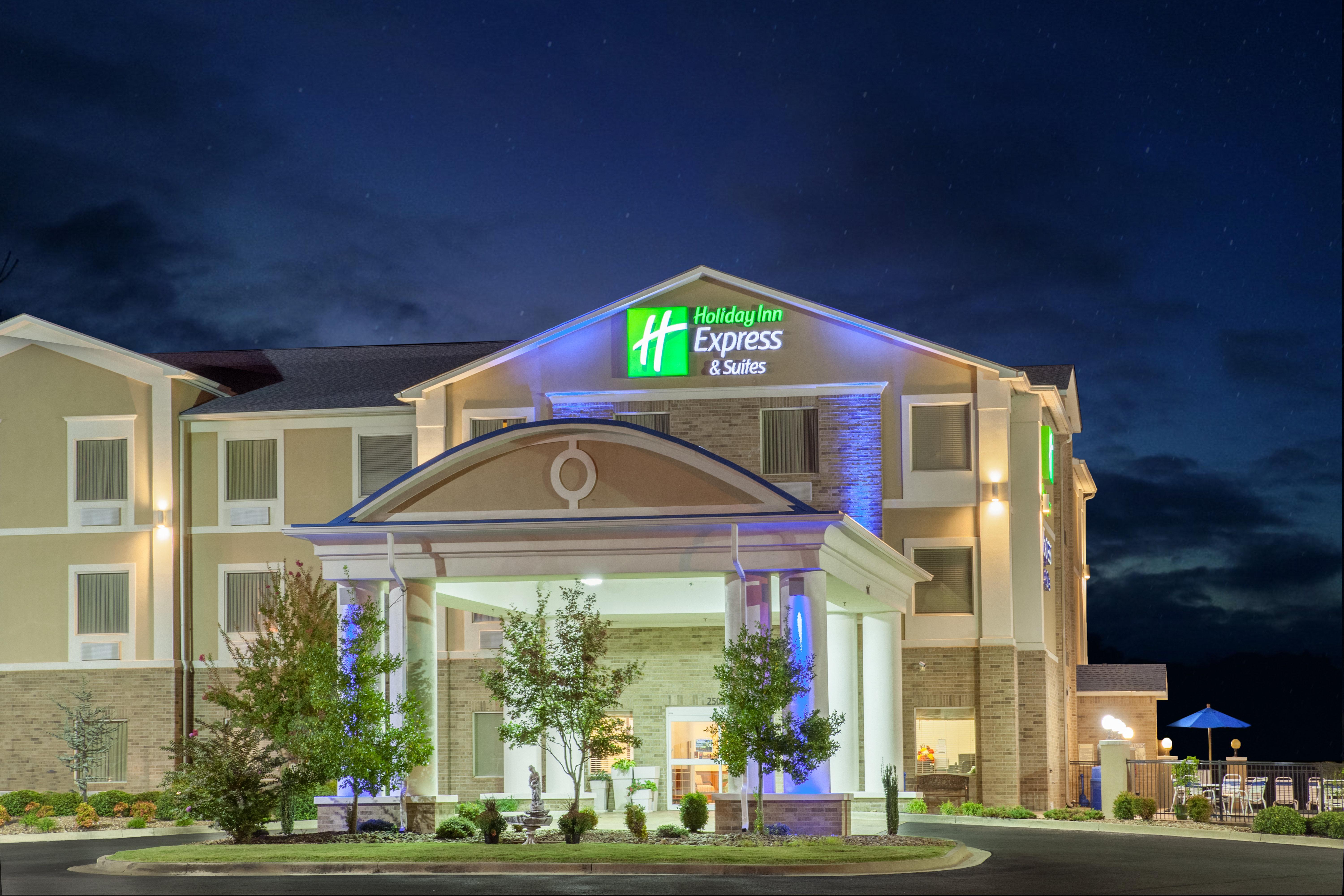 Holiday Inn Express Hotel & Suites Clarksville Exterior foto