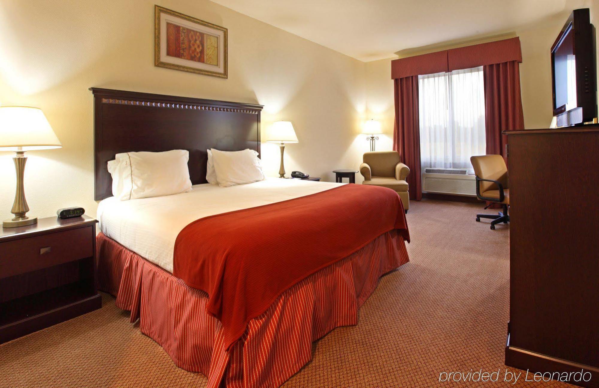 Holiday Inn Express Hotel & Suites Clarksville Exterior foto